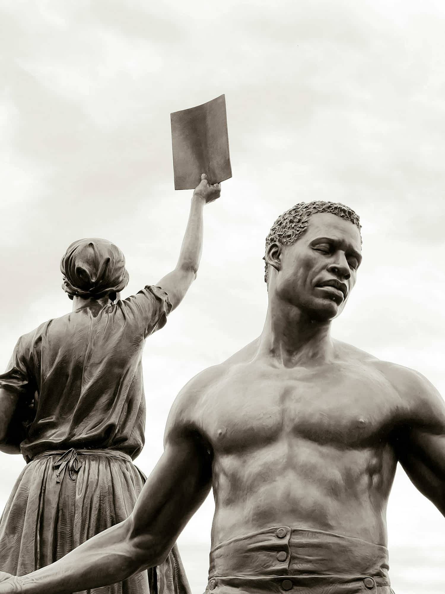Monument depicting emancipation in Richmond, VA, showcasing historical significance.